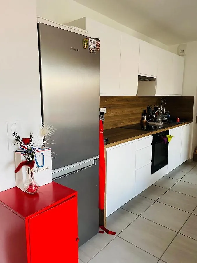 Homestay Chambre Cosy Privee Villeurbanne Proximite Centre Ville Place De Parking Privee Selon Disponibilite France