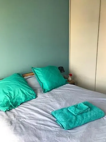 Chambre Cosy Privee Villeurbanne Proximite Centre Ville Place De Parking Privee Selon Disponibilite منزل للإقامة